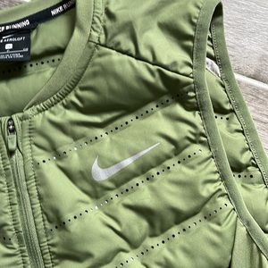 Nike Aeroloft 800 Green Puffer Running Vest S